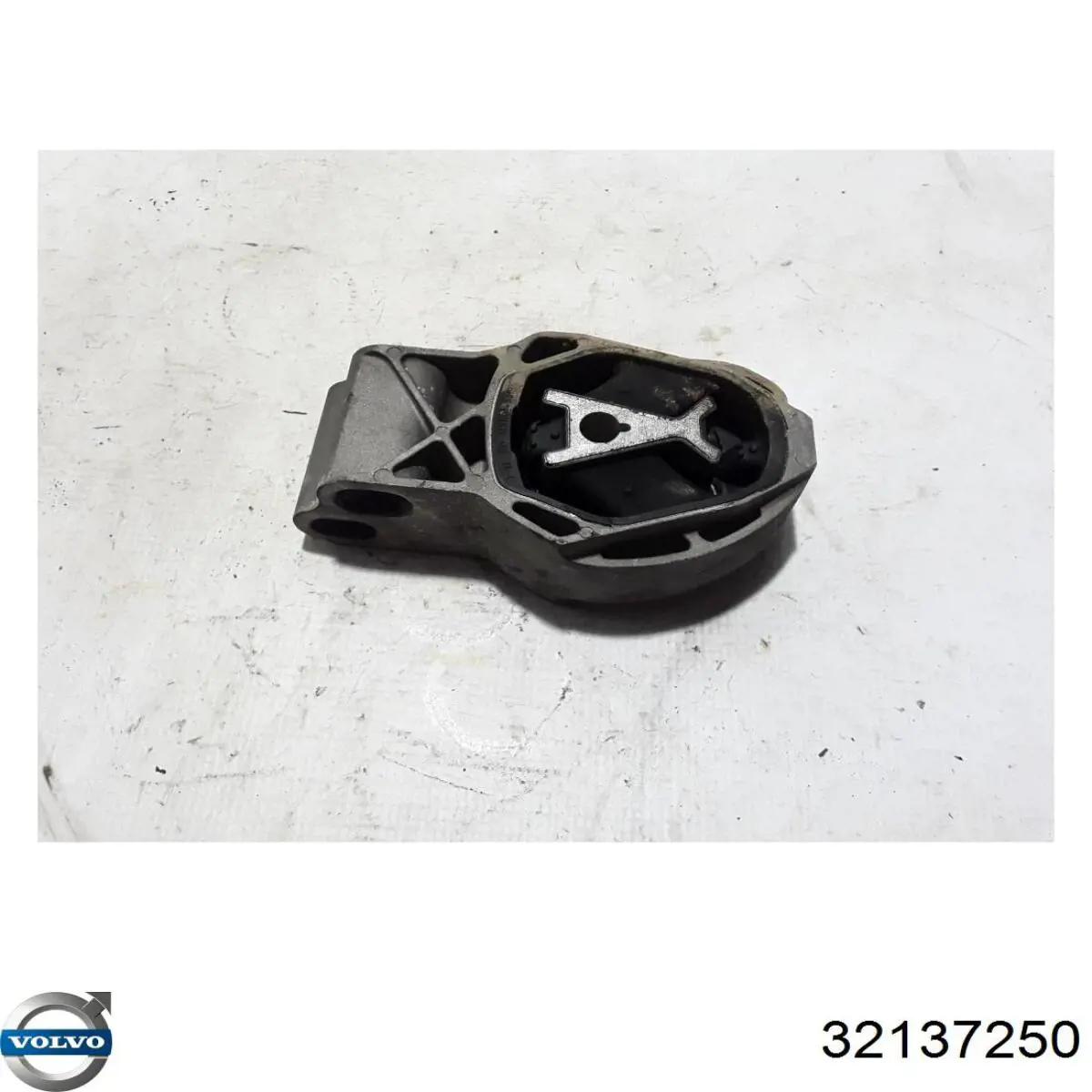 32137250 Volvo Подушка (опора) двигуна, права нижня