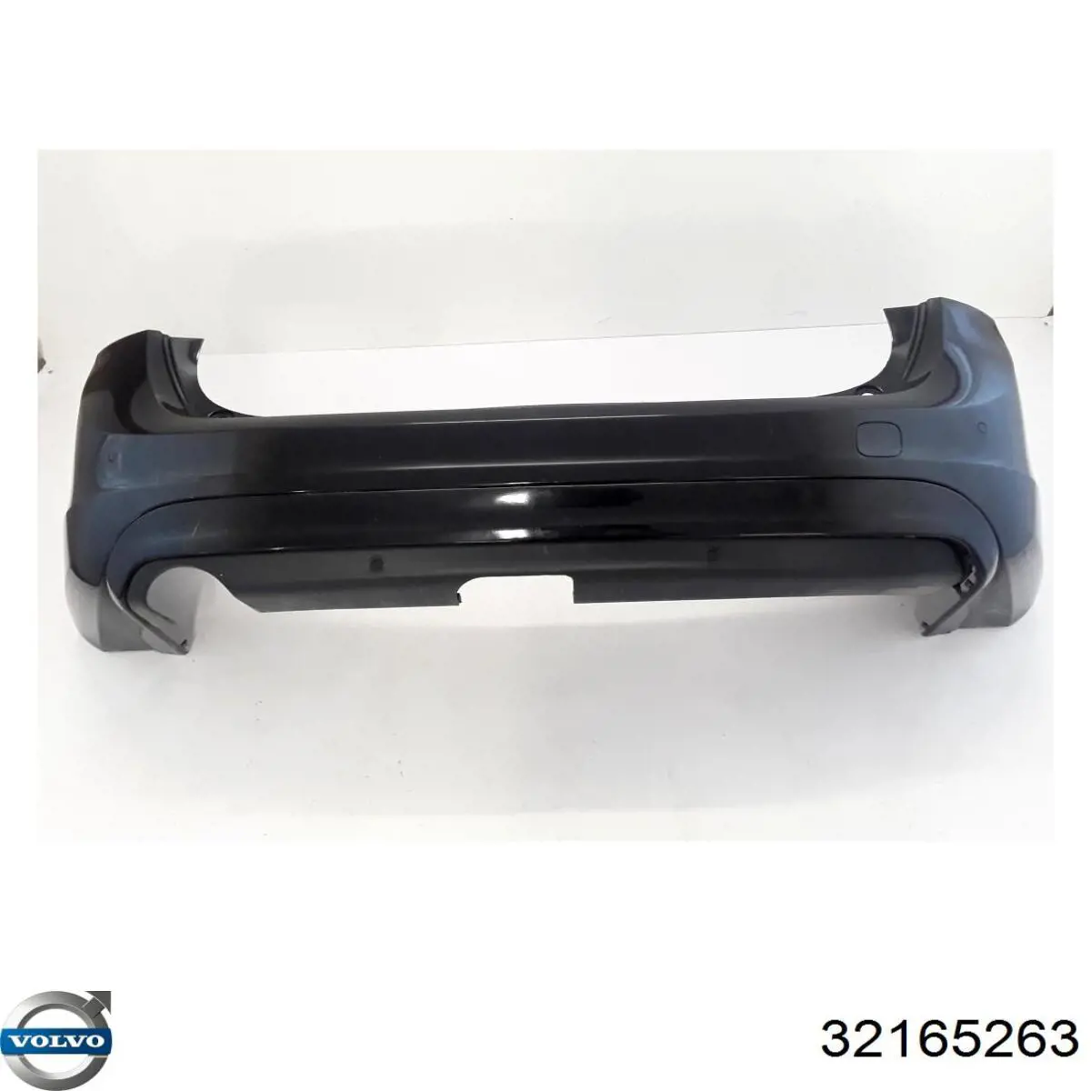 Кожух бампера заднього Volvo 32165263 ціна, від 140.77 USD
