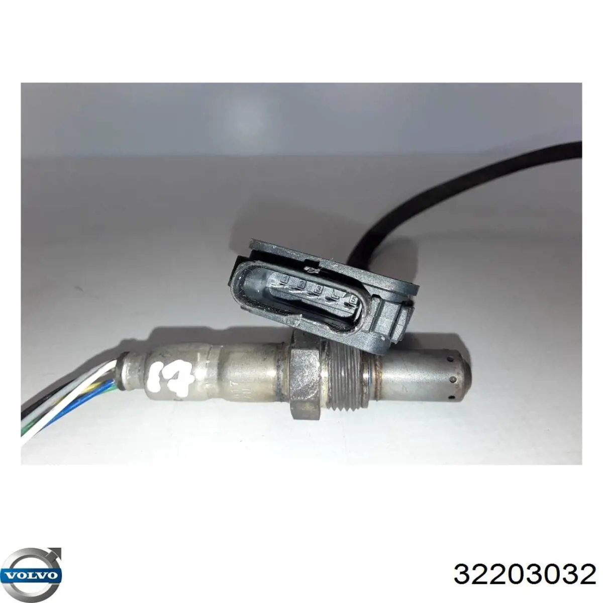 Купити 32203032 Volvo 