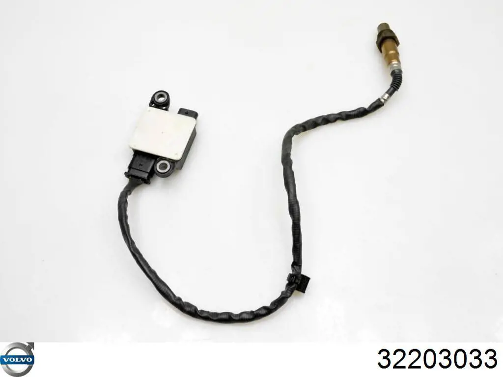 Датчик оксидів азоту NOX Volvo 32203033 ціна, від 196.24 USD