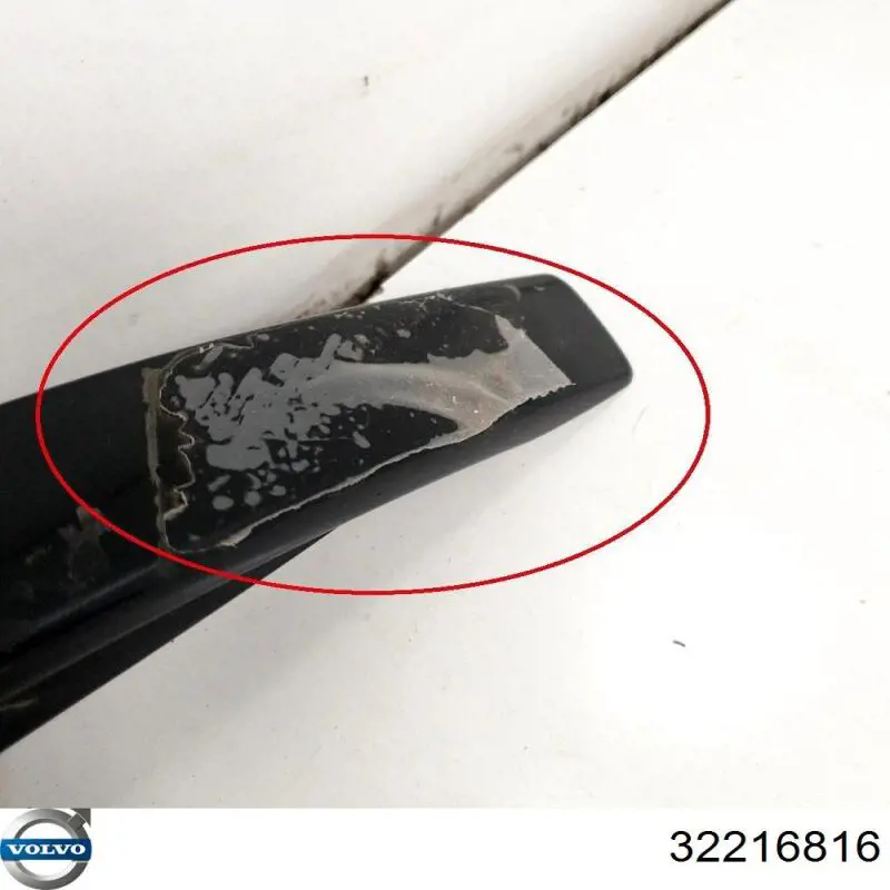 32216816 Volvo Автомобільний рейлінг на дах правий