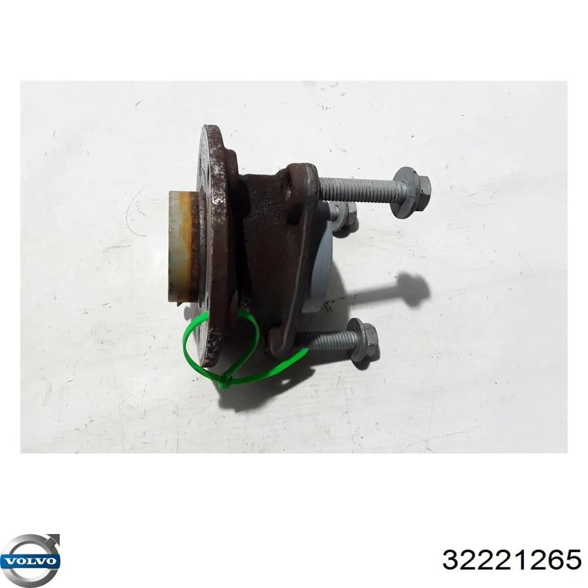 Маточина колеса передня Volvo 32221265 ціна, від 69.83 USD