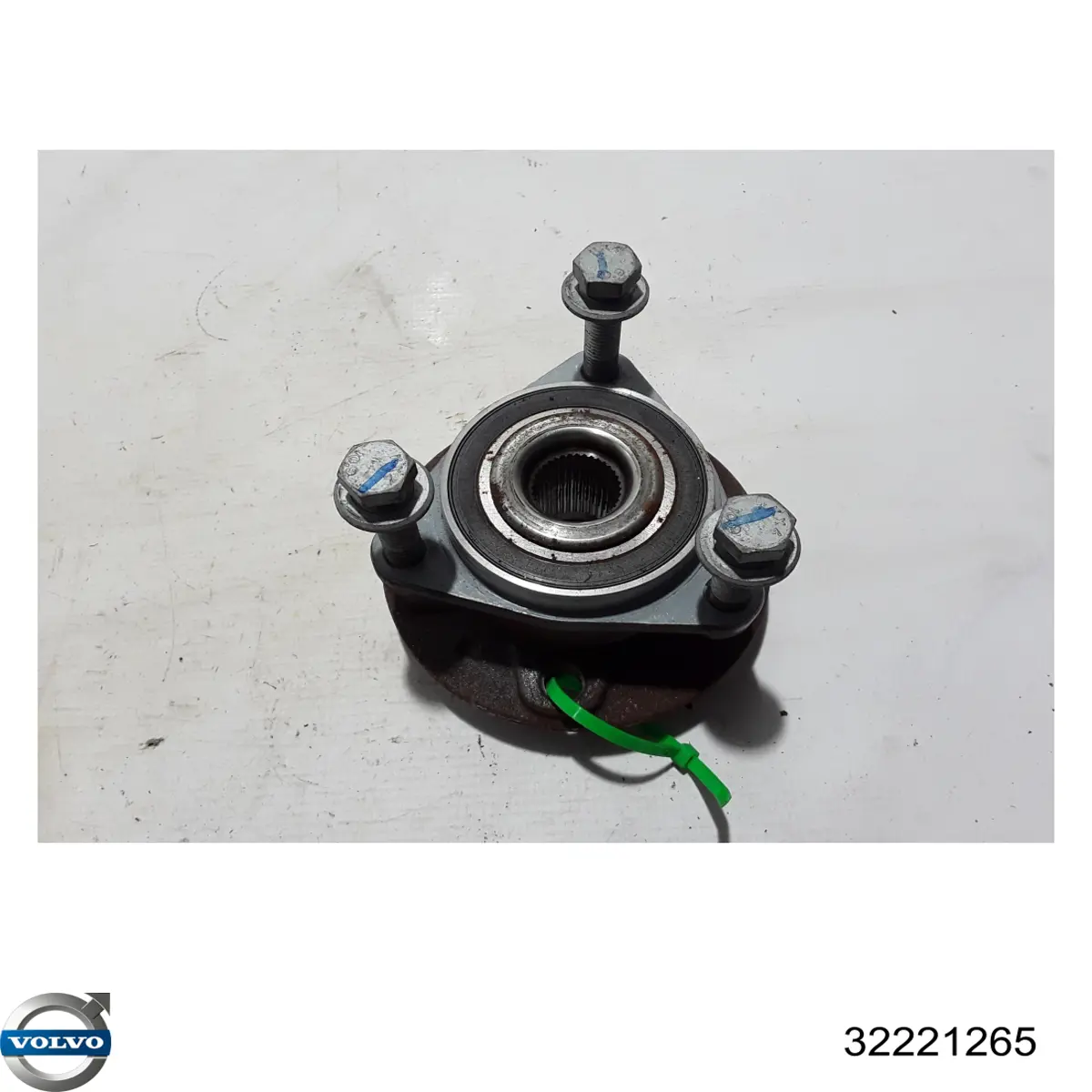 Купити 32221265 Volvo Маточини передніх коліс