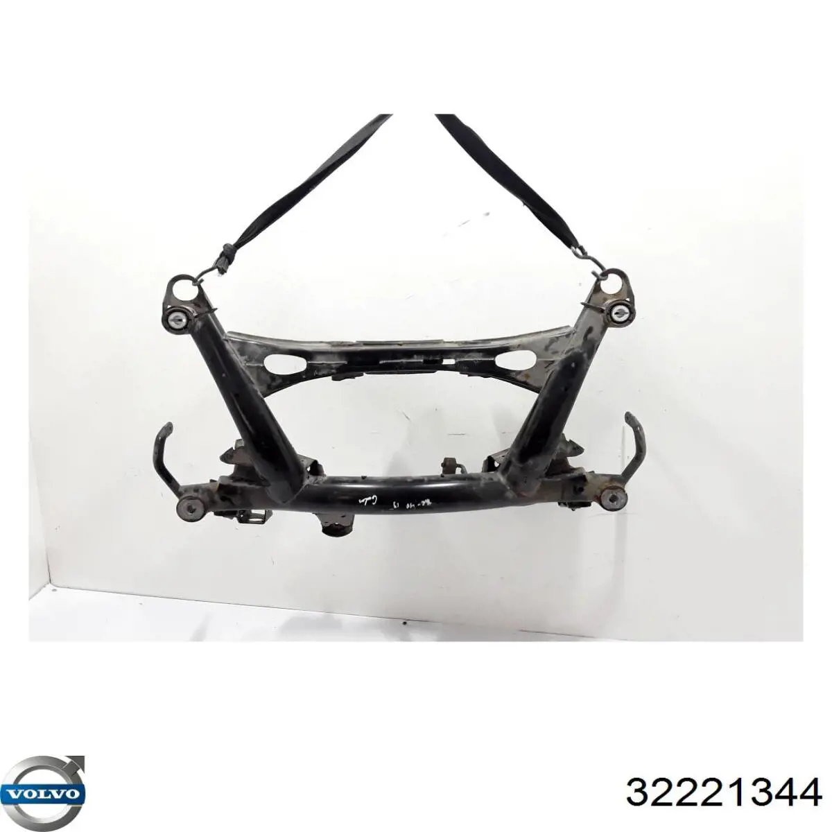 Балка задньої підвіски поперечна Volvo 32246801 ціна, від 443.41 USD