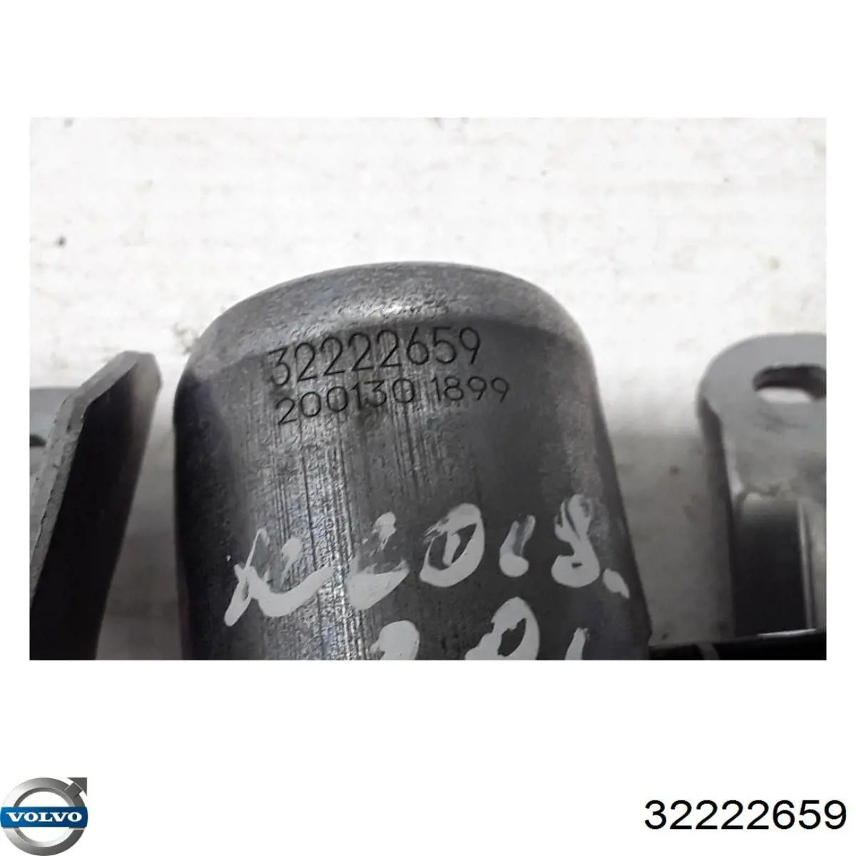 Купити 32222659 Volvo Регулюючий клапан охолоджувальної рідини