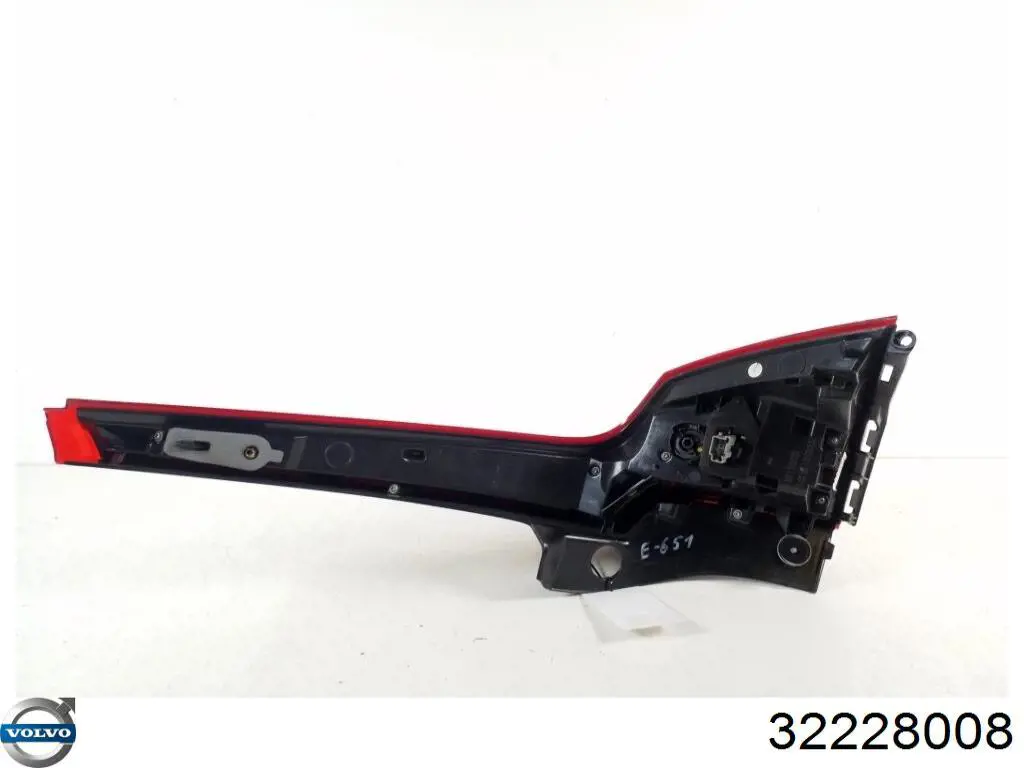  Volvo 32228008 ціна, від 160.65 USD