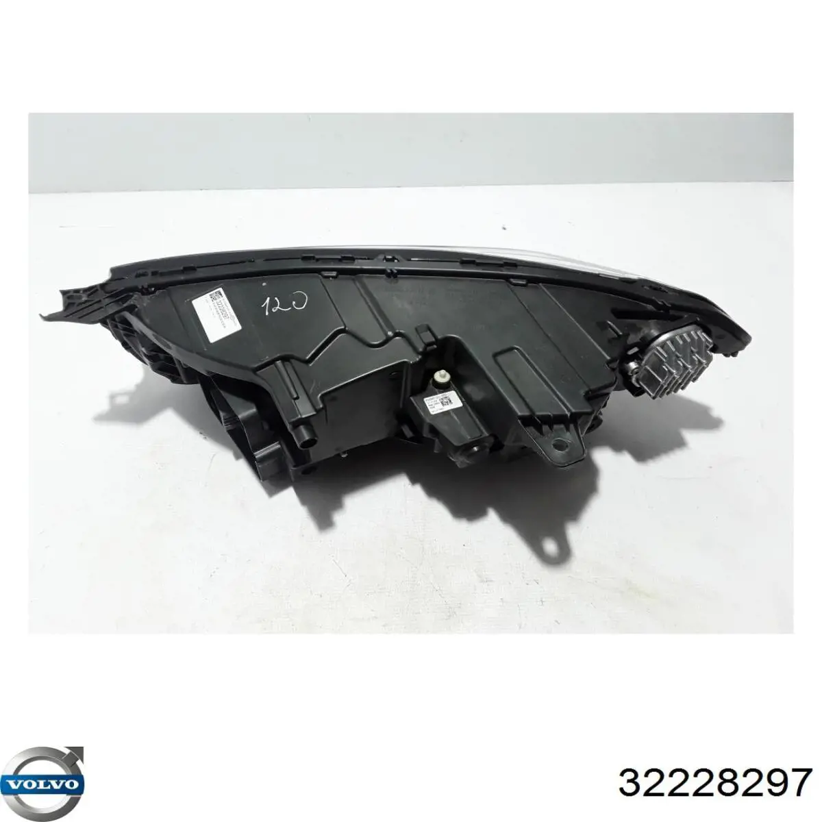 Купити 32228297 Volvo 