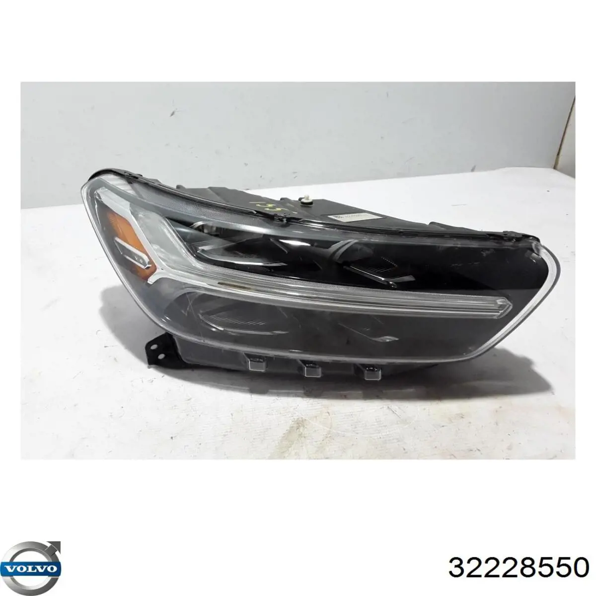 Volvo 32228550 ціна, від 56.31 USD
