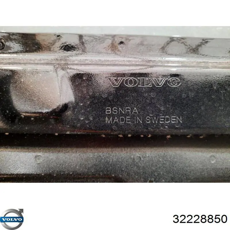 Двері задні Volvo 31689547 ціна, від 805.58 USD