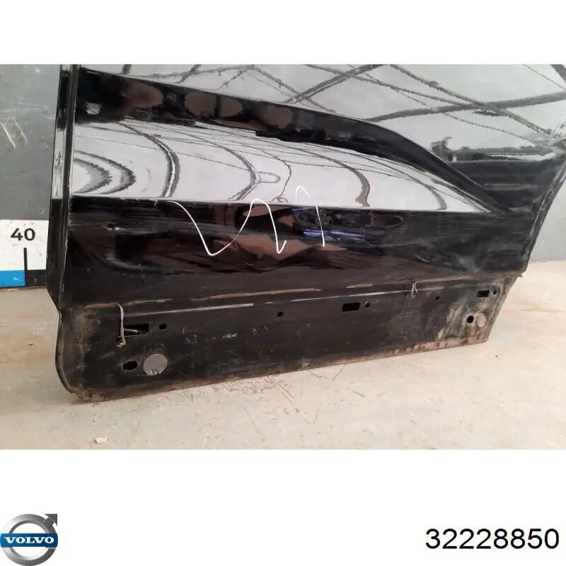 Двері задні Volvo 32228850 ціна, від 805.58 USD