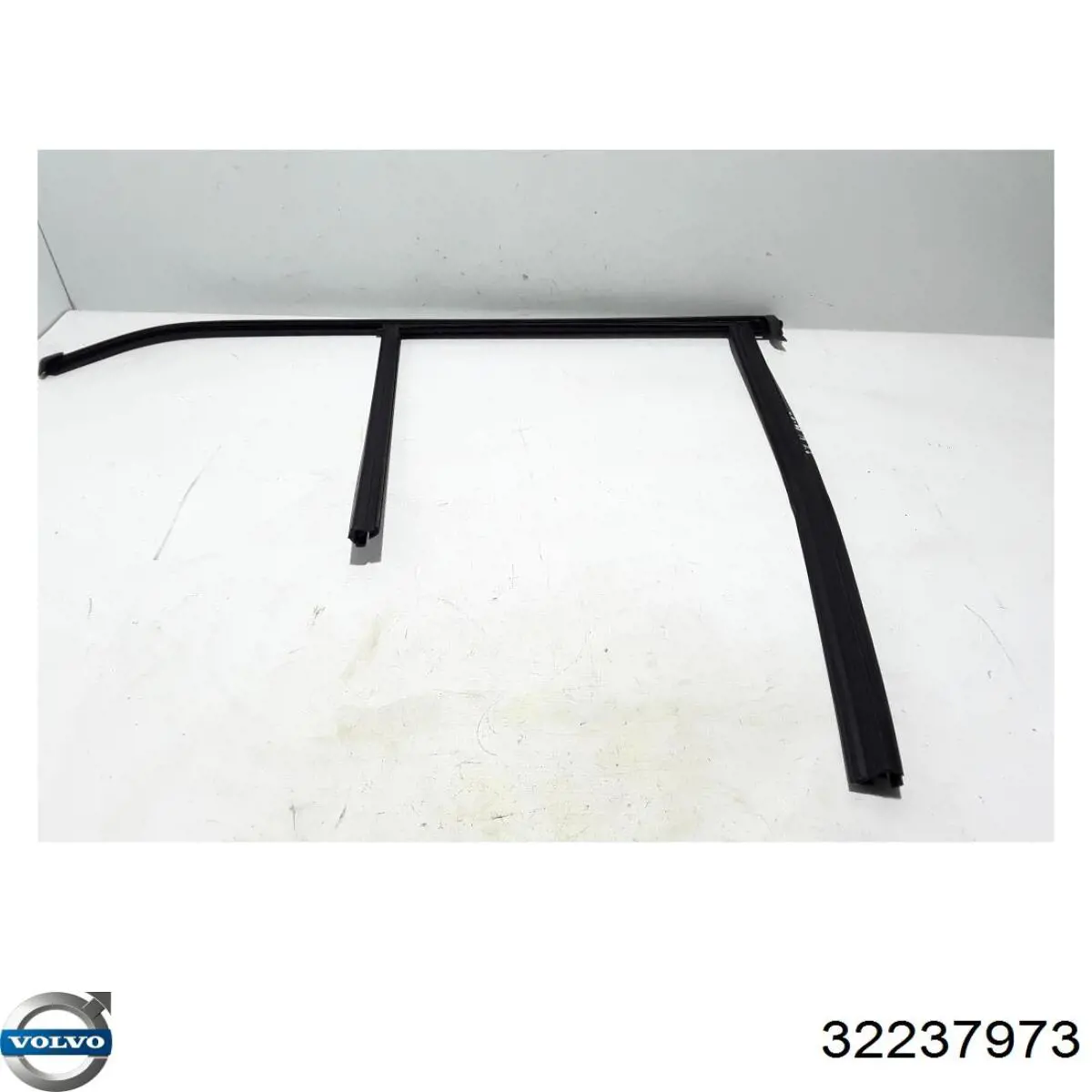 32237973 Volvo 