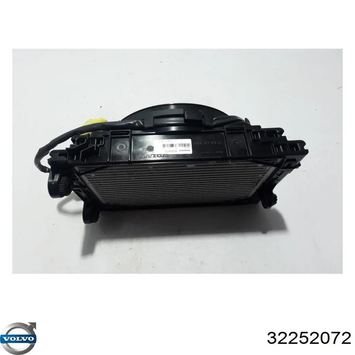 Купити 32252072 Volvo Радіатор охолодження, додатковий