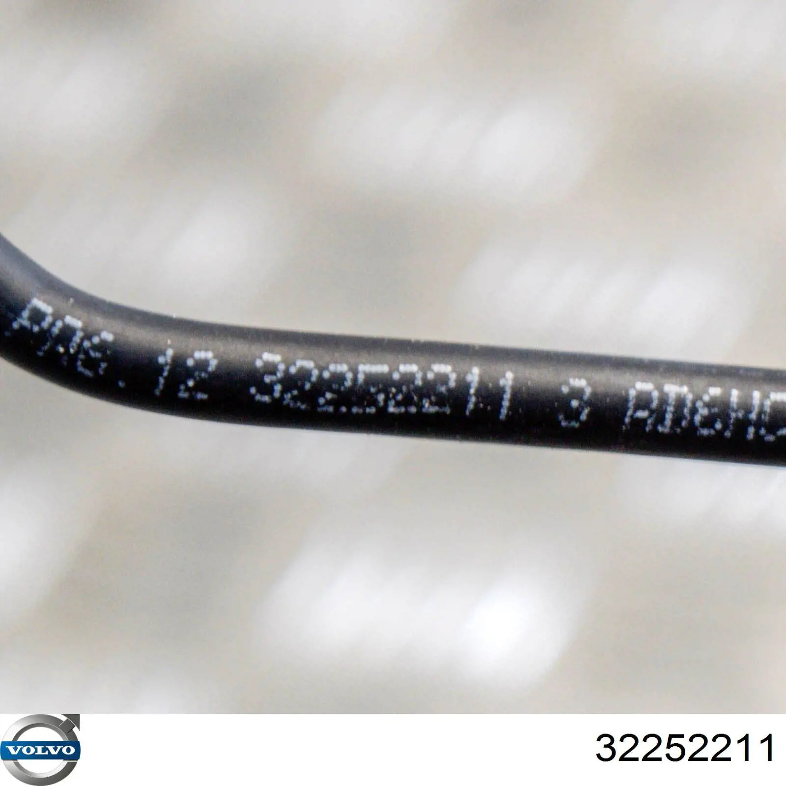 Шланг розширювального бачка, верхній Volvo 31368987 ціна, від 17.76 USD