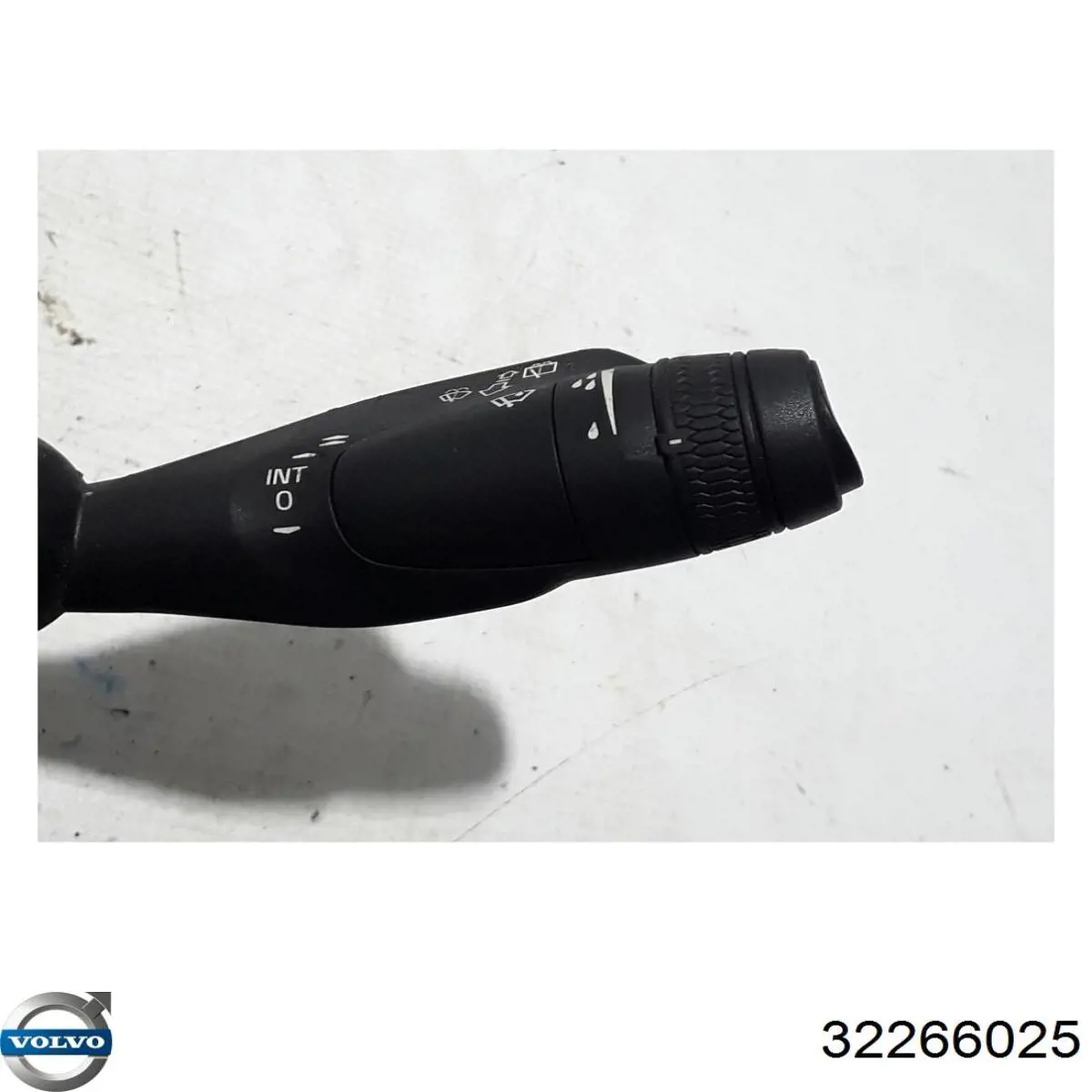 Перемикачі Volvo 32266884 ціна, від 88.68 USD
