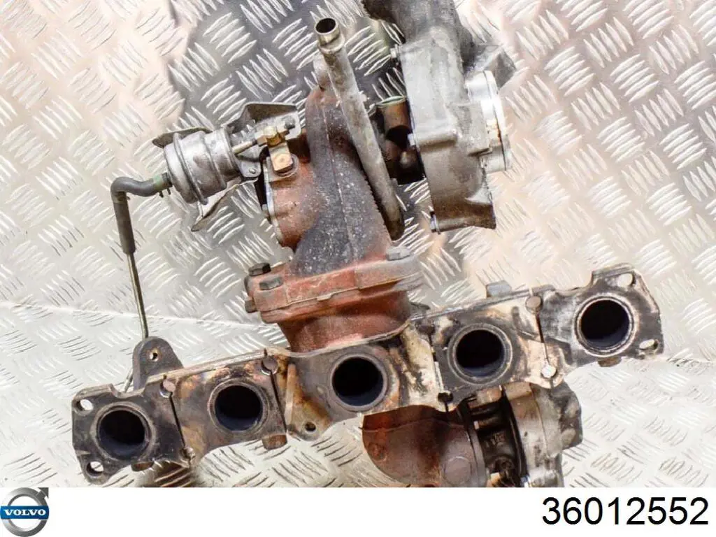 Турбокомпресор Volvo 36012552