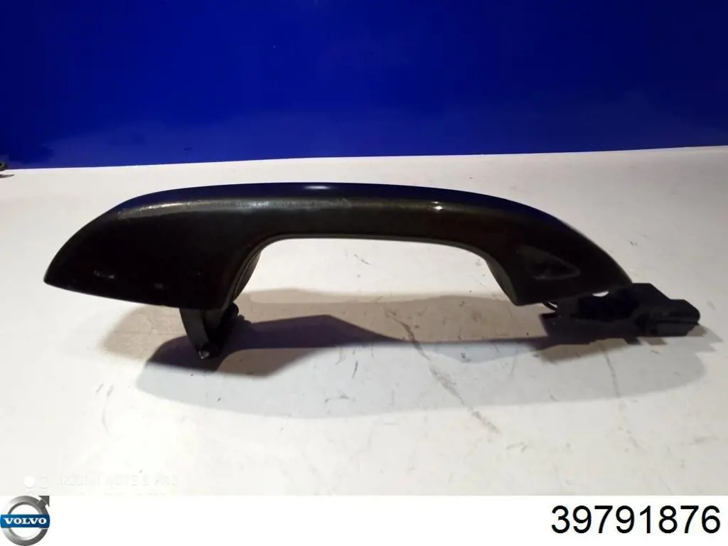 39791876 Volvo Ручка правих дверей зовнішня