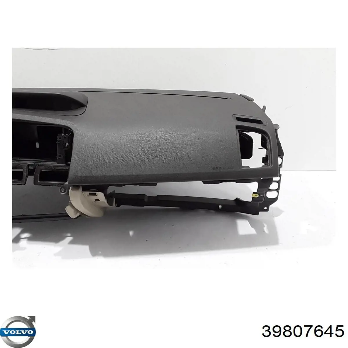 39807645 Volvo 