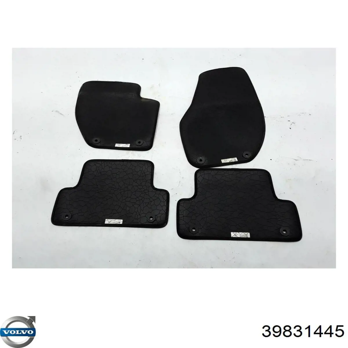 39831445 Volvo 