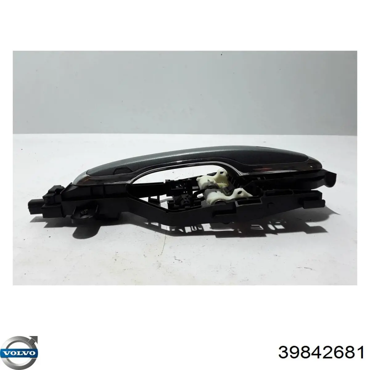 Купити 39842681 Volvo 