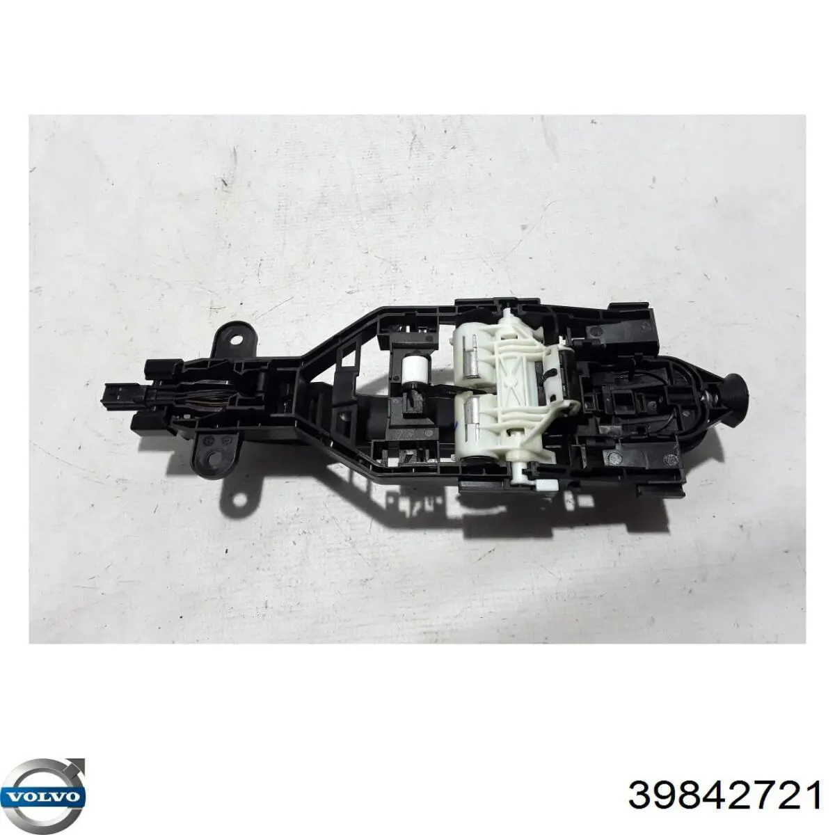 Ручка передньої двері зовнішня права Volvo 31408437 ціна, від 53.49 USD