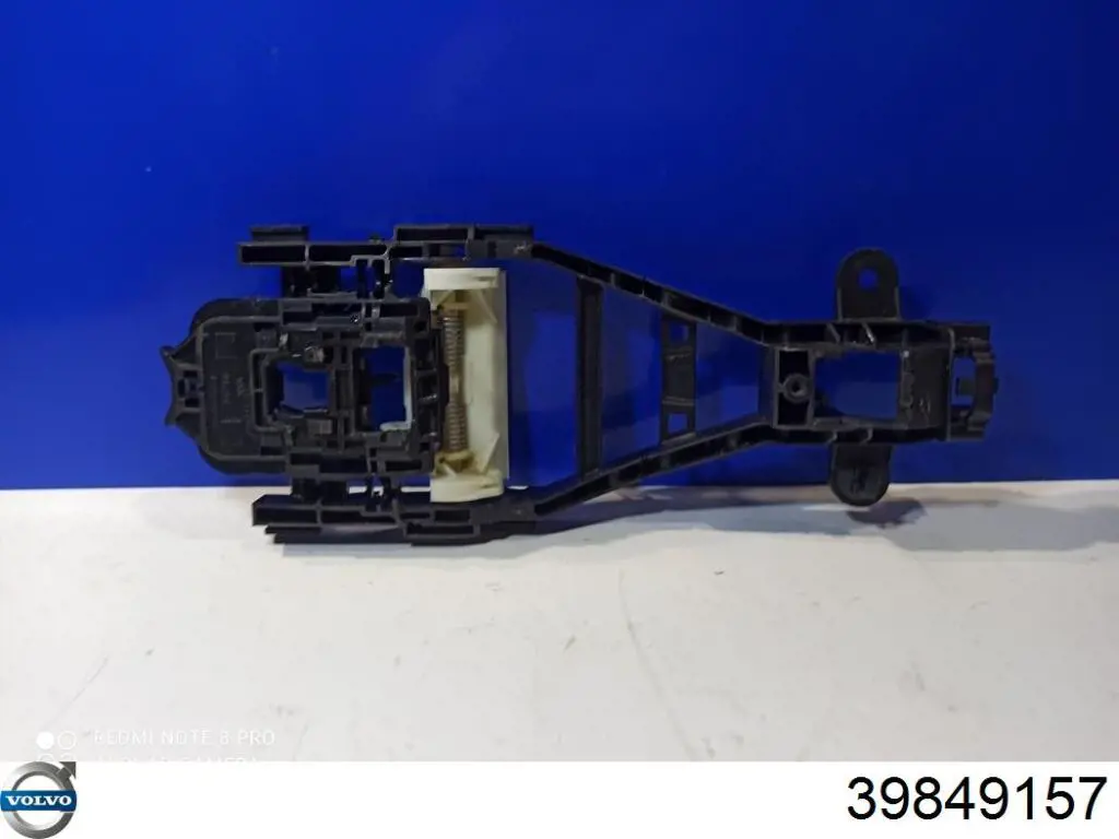 Ручка задніх лівих дверей Volvo 39849157 ціна, від 88.58 USD