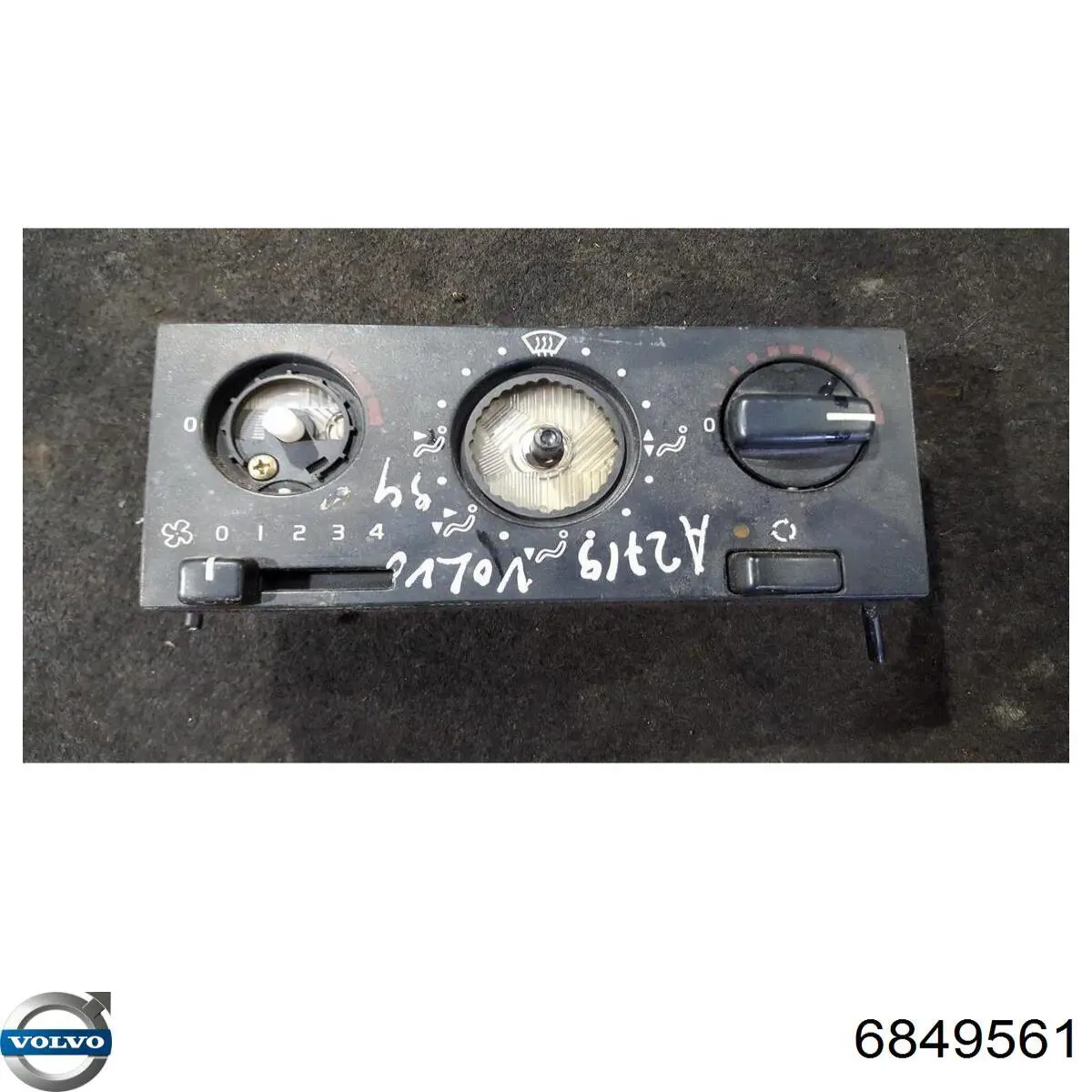 Купити 6849561 Volvo 