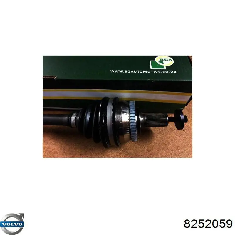 Купити 8252059 Volvo Піввісь права