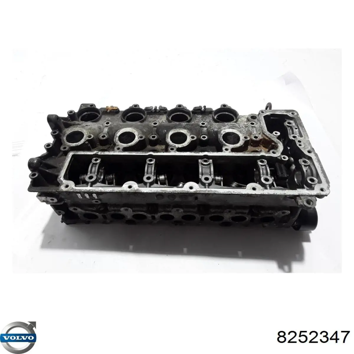 Головка двигуна Volvo 8252347 ціна, від 233.91 USD