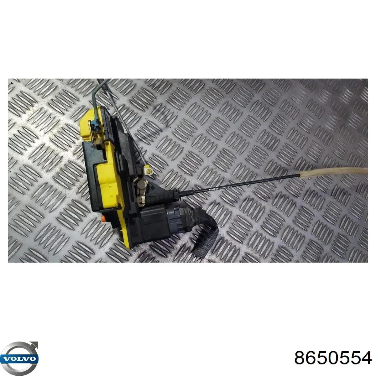 Замок задньої дверї, правої Volvo 8650554 ціна, від 28.18 USD