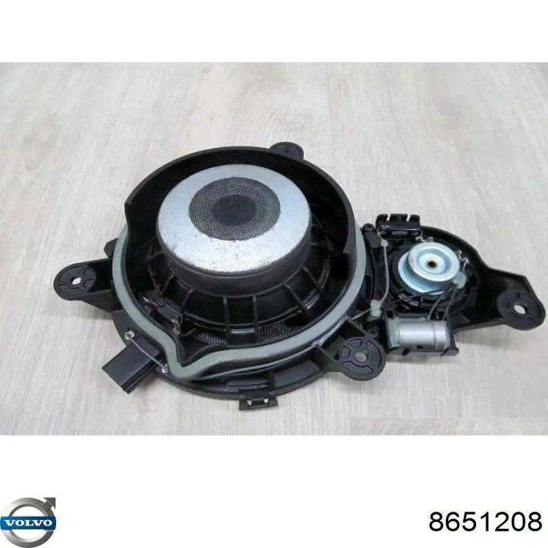 8651208 Volvo 