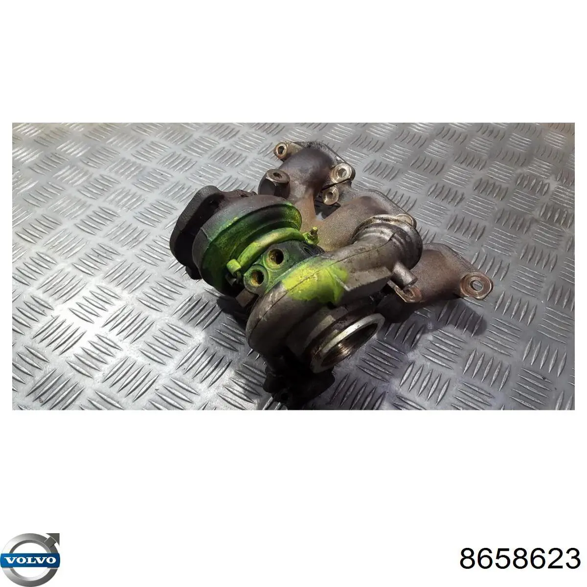 Купити 8602861 Volvo Турбіна