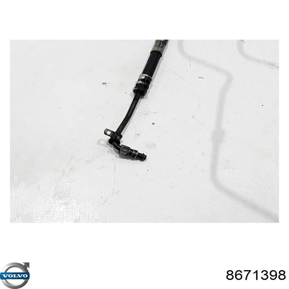 8671398 Volvo 