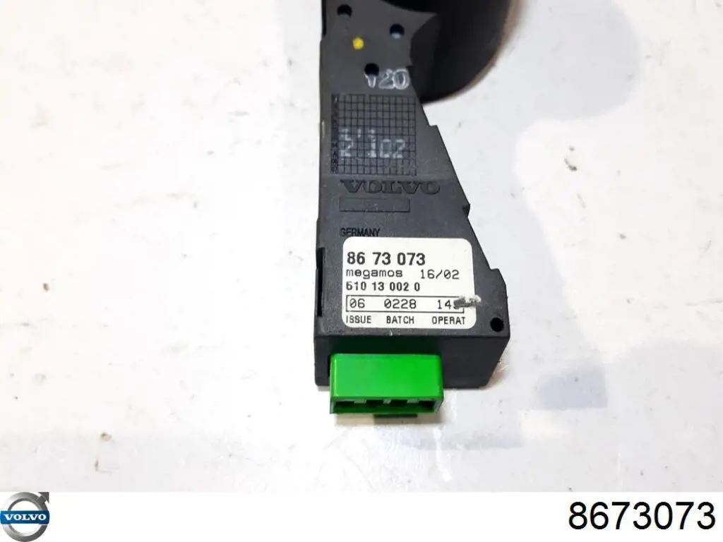8673073 Volvo 