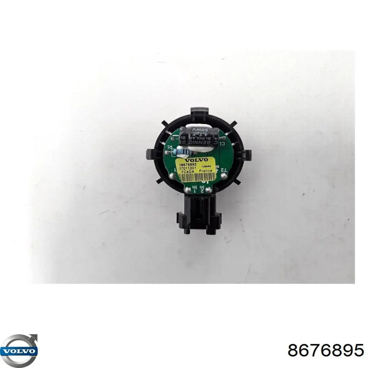 8676895 Volvo 
