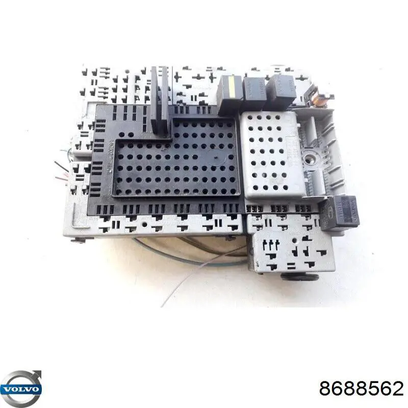 8688562 Volvo 