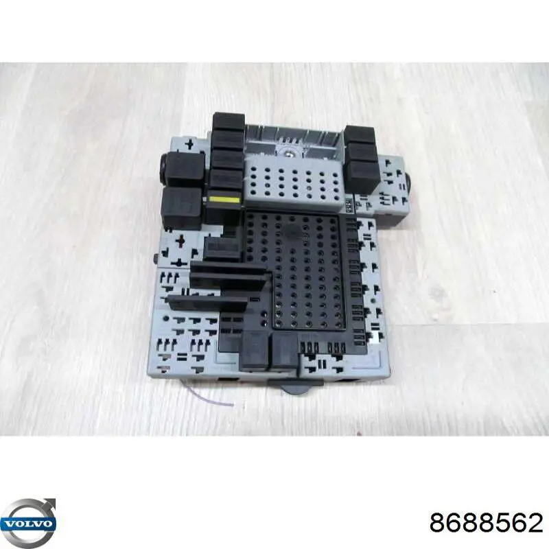  Volvo 8688562 ціна, від 164.19 USD