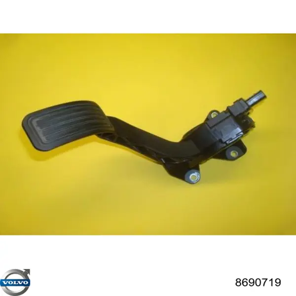 Купити 8690719 Volvo Блок запобіжників задній, салонний
