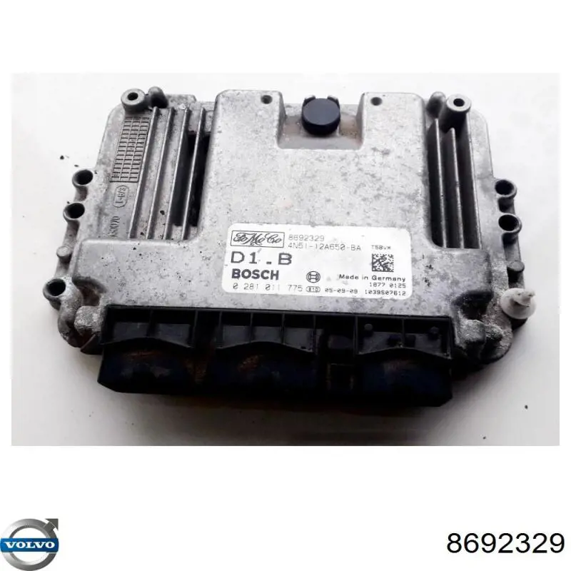 8692329 Volvo 