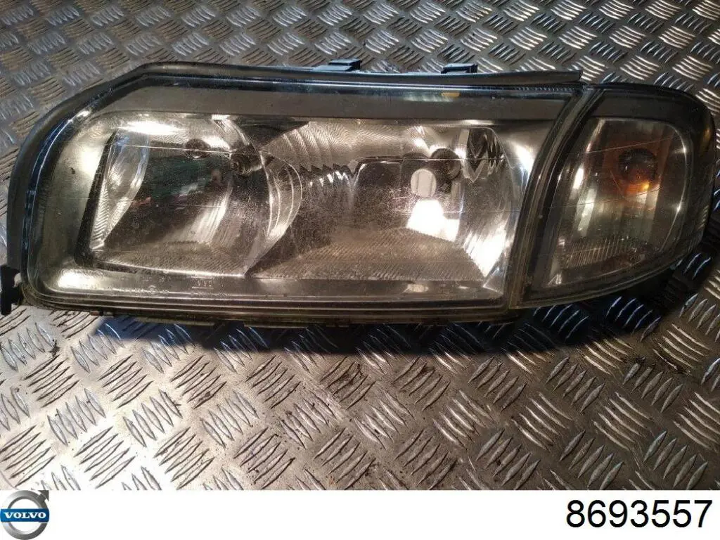 Купити 8693557 Volvo Основна фара в зборі ліва