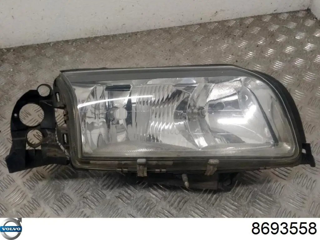 Фара права 9080101E Polcar