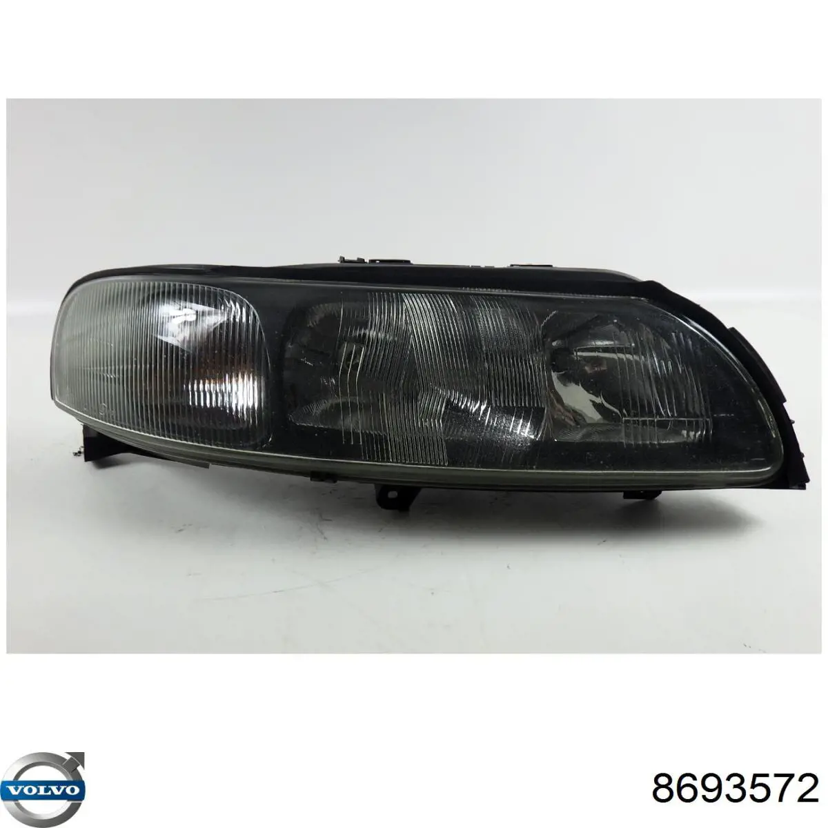 8693572 Volvo Основна фара - вставка