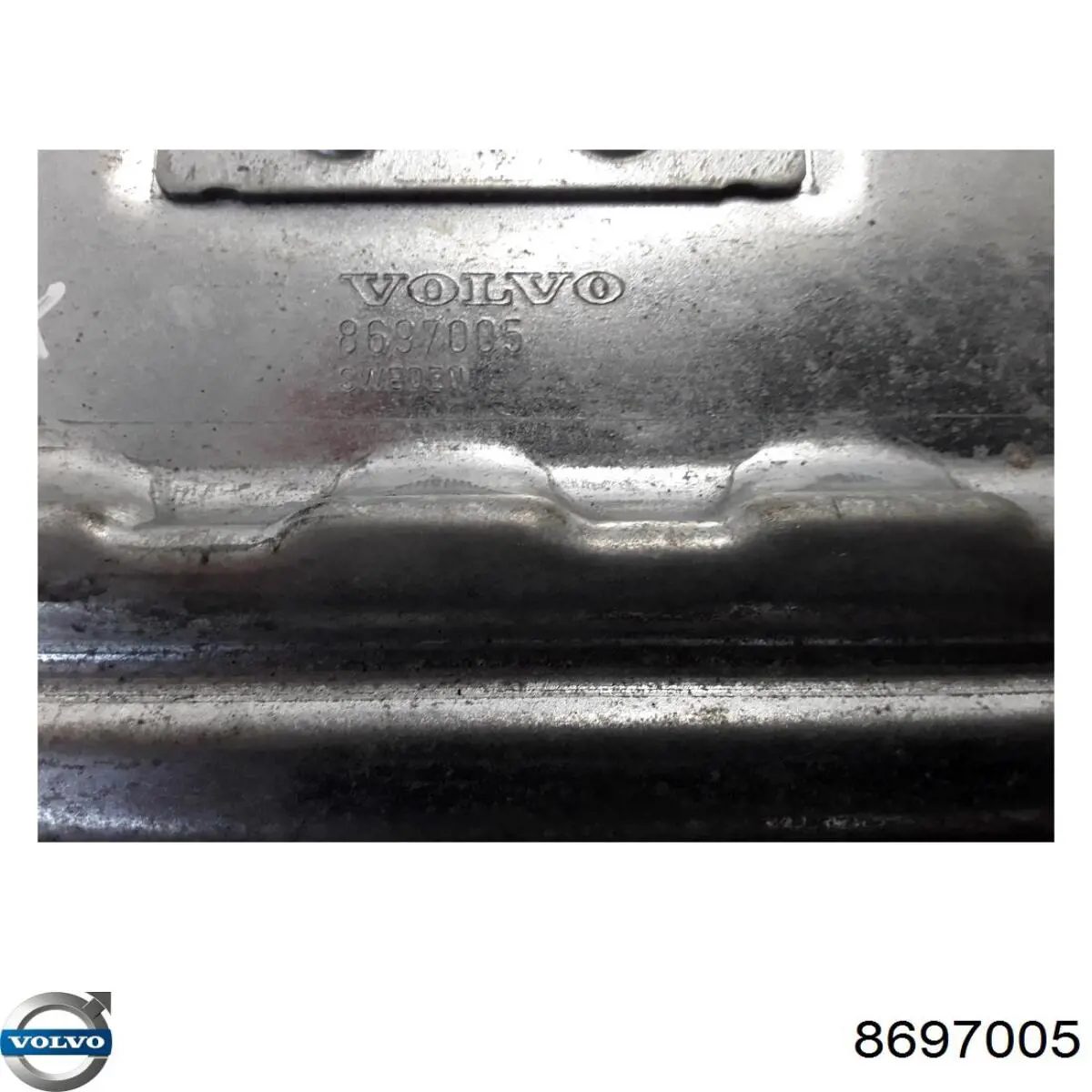 8697005 Volvo Кріплення / підставка акумулятора
