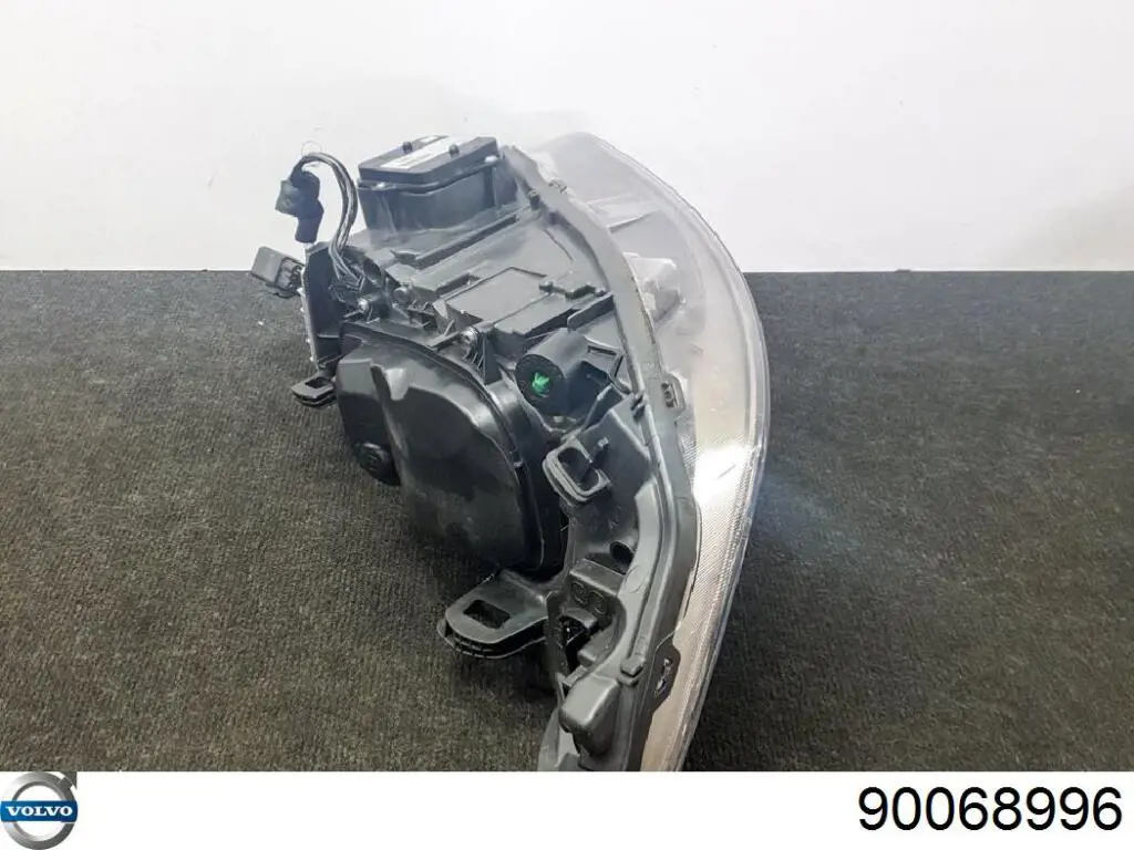 90068996 Volvo 