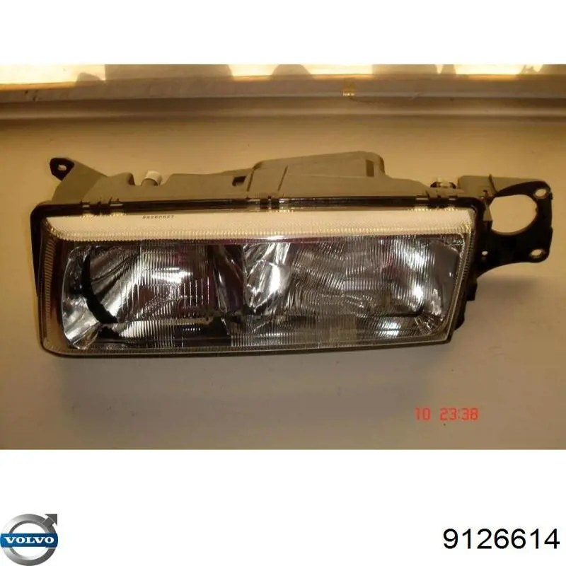 9126614 Volvo Фара дальнього світла в зборі