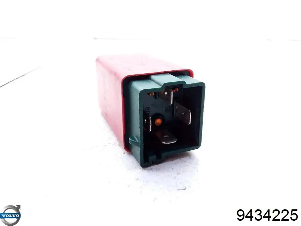 Реле електробензонасосу Volvo 3545800 ціна, від 68.93 USD