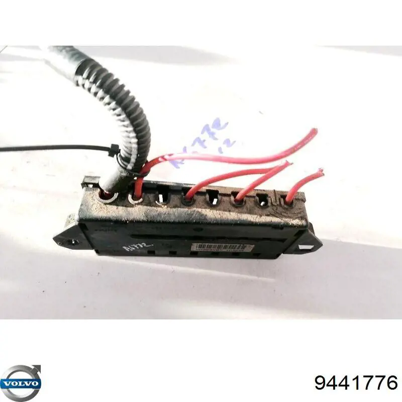 Купити 9441776 Volvo 