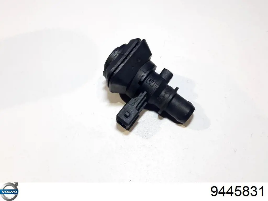 9445831 Volvo 