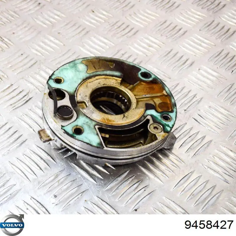 Помпа масляна Volvo 9458427 ціна, від 469.89 USD