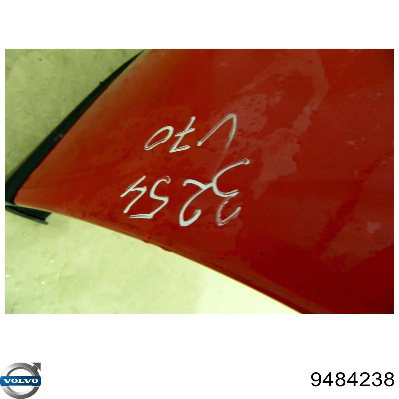 Бампер на авто Volvo 9484238 ціна, від 38.01 USD