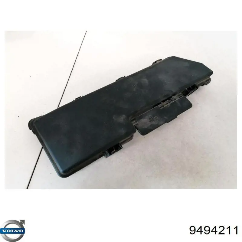 9494211 Volvo Кришка блоку запобіжників